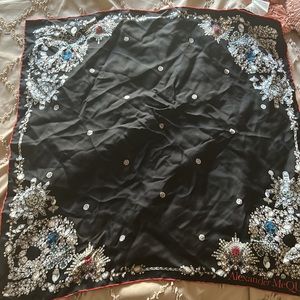 100% SILK ALEXANDER MCQUEEN SCARF